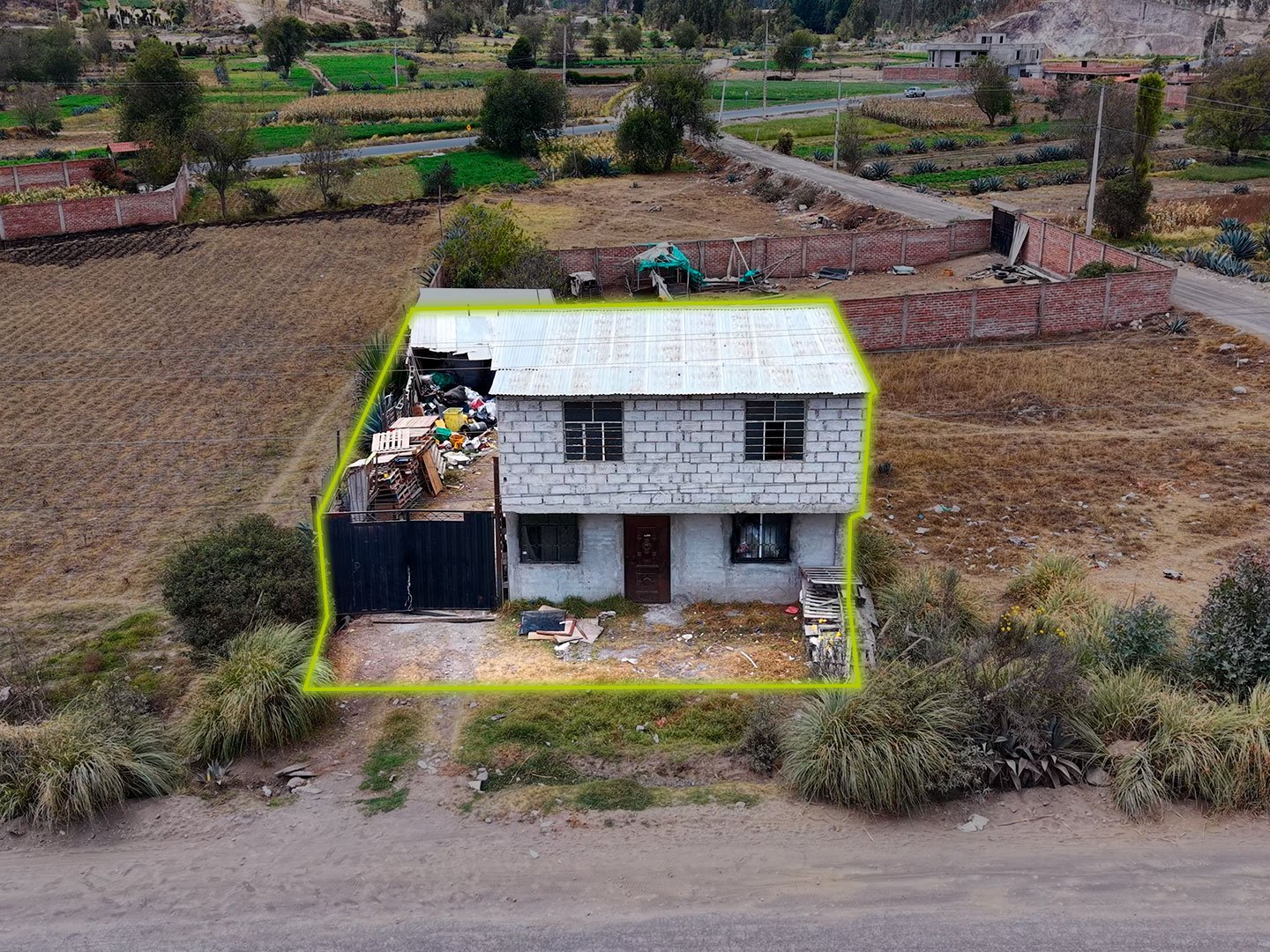 PROPIEDAD  CERRO NEGRO
